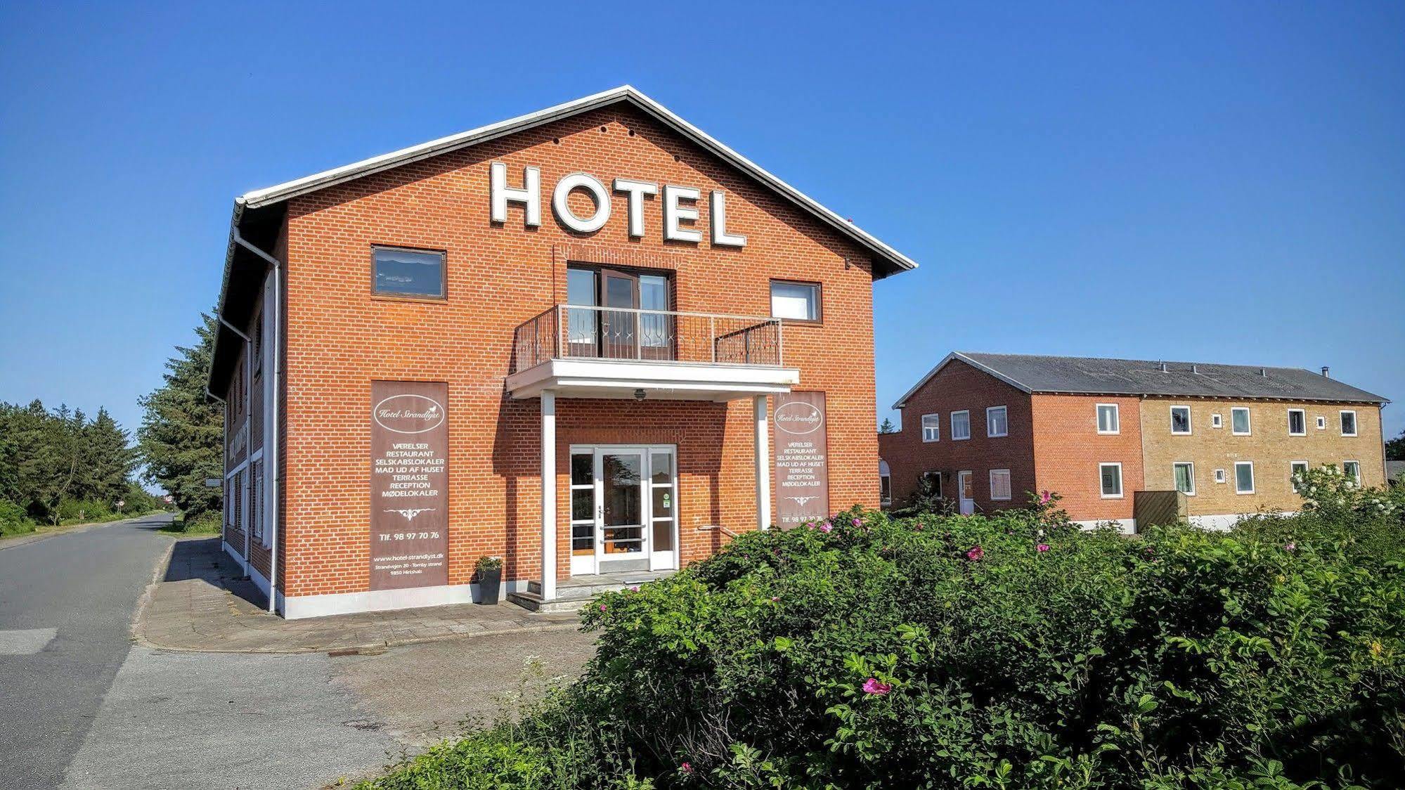 Hotel Strandlyst Badehotel ヒアツハルス エクステリア 写真